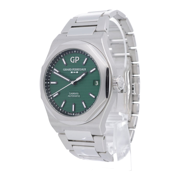 Girard Perregaux Laureato Green 42mm