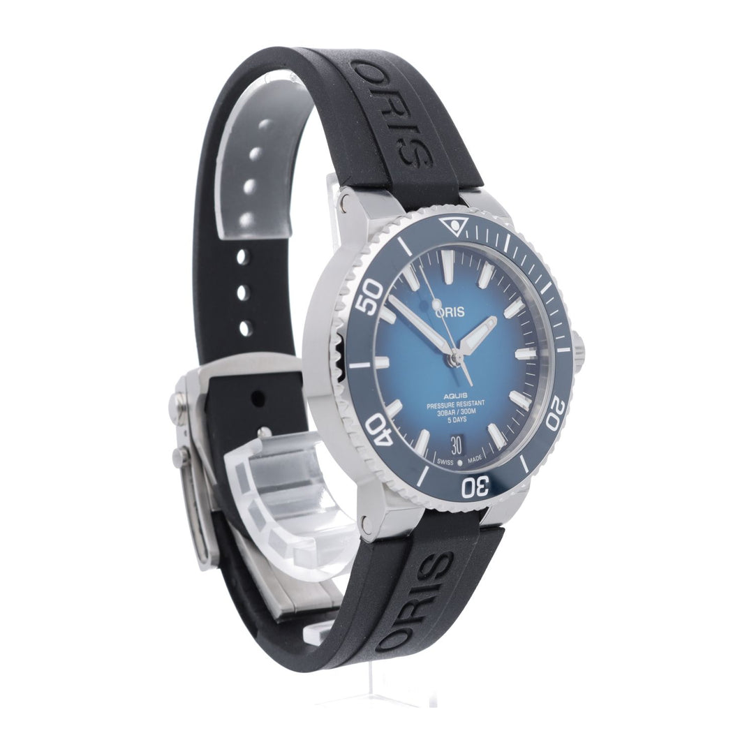 Oris Aquis Date Calibre 400